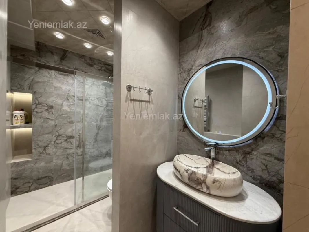 Satılır 2 otaqlı yeni tikili 70 m²