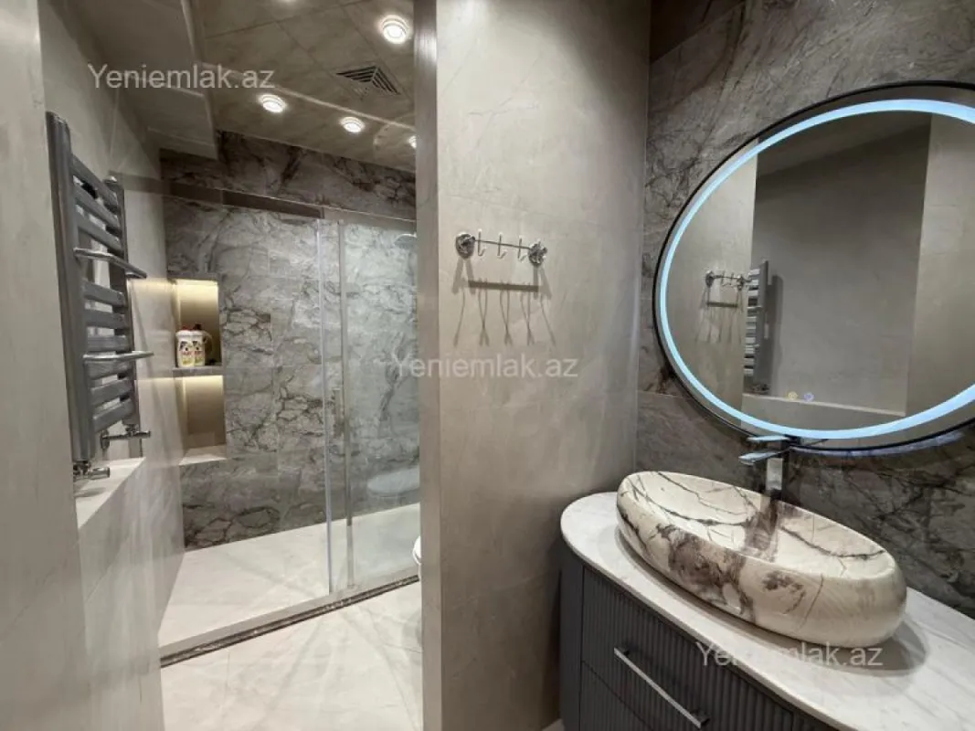 Satılır 2 otaqlı yeni tikili 70 m²