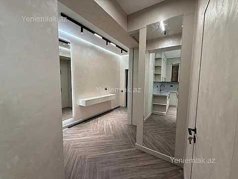 Satılır 2 otaqlı yeni tikili 70 m²