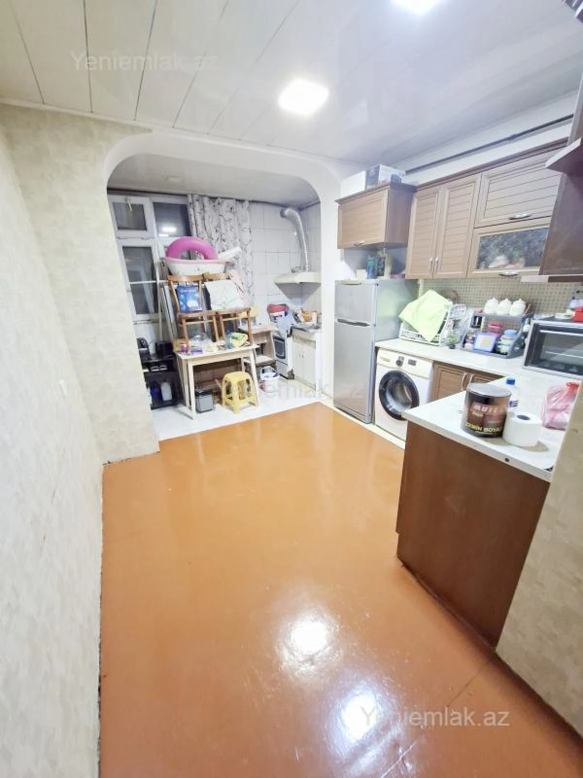 Satılır 2 otaqlı köhnə tikili 56 m²