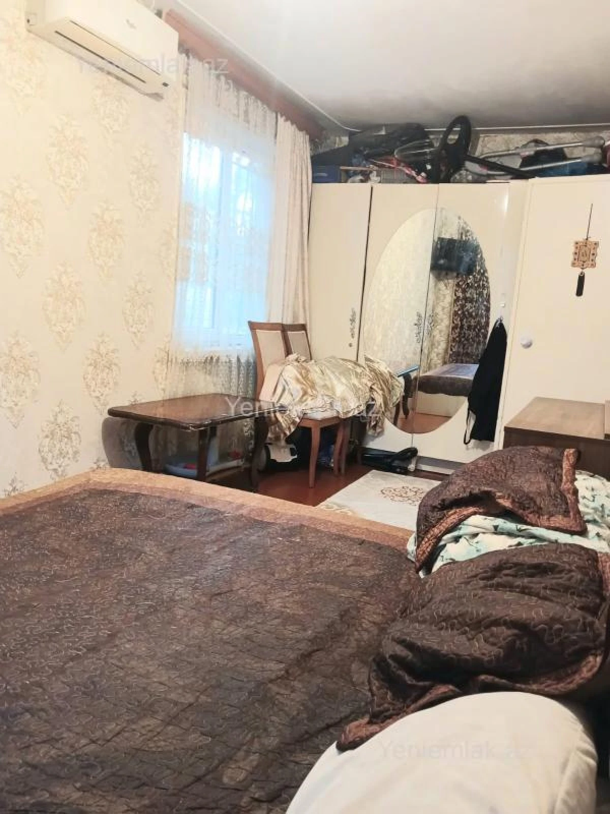 Satılır 2 otaqlı köhnə tikili 55 m²