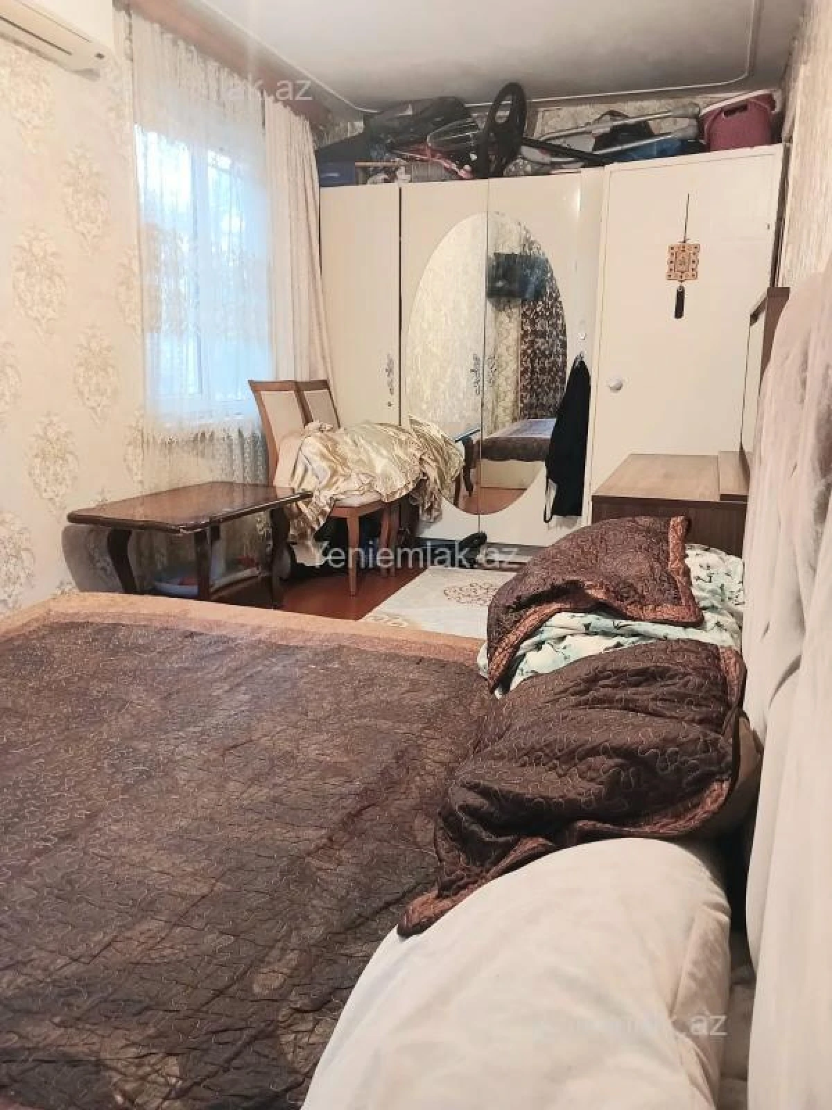 Satılır 2 otaqlı köhnə tikili 55 m²
