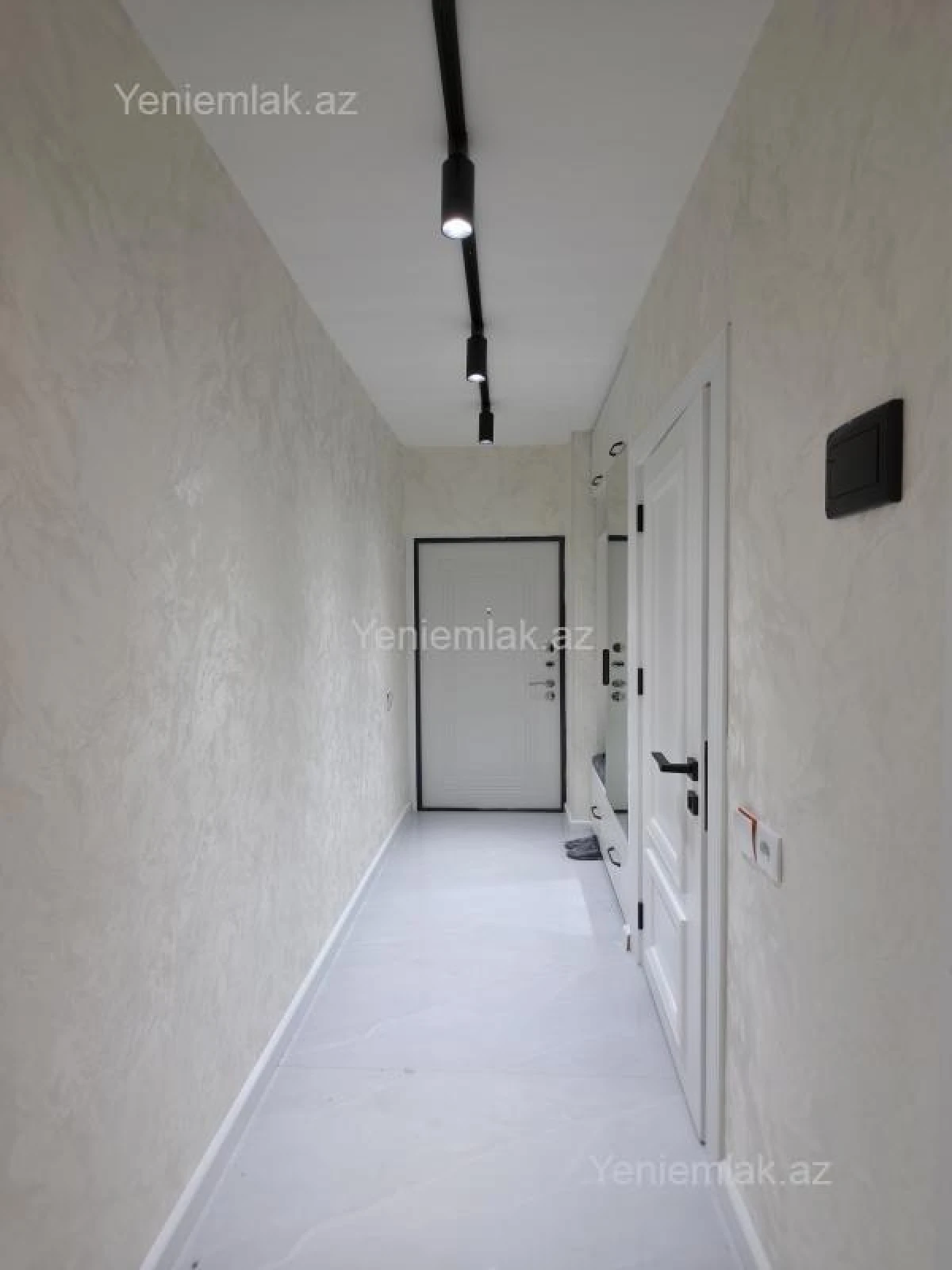 Satılır 2 otaqlı köhnə tikili 45 m²