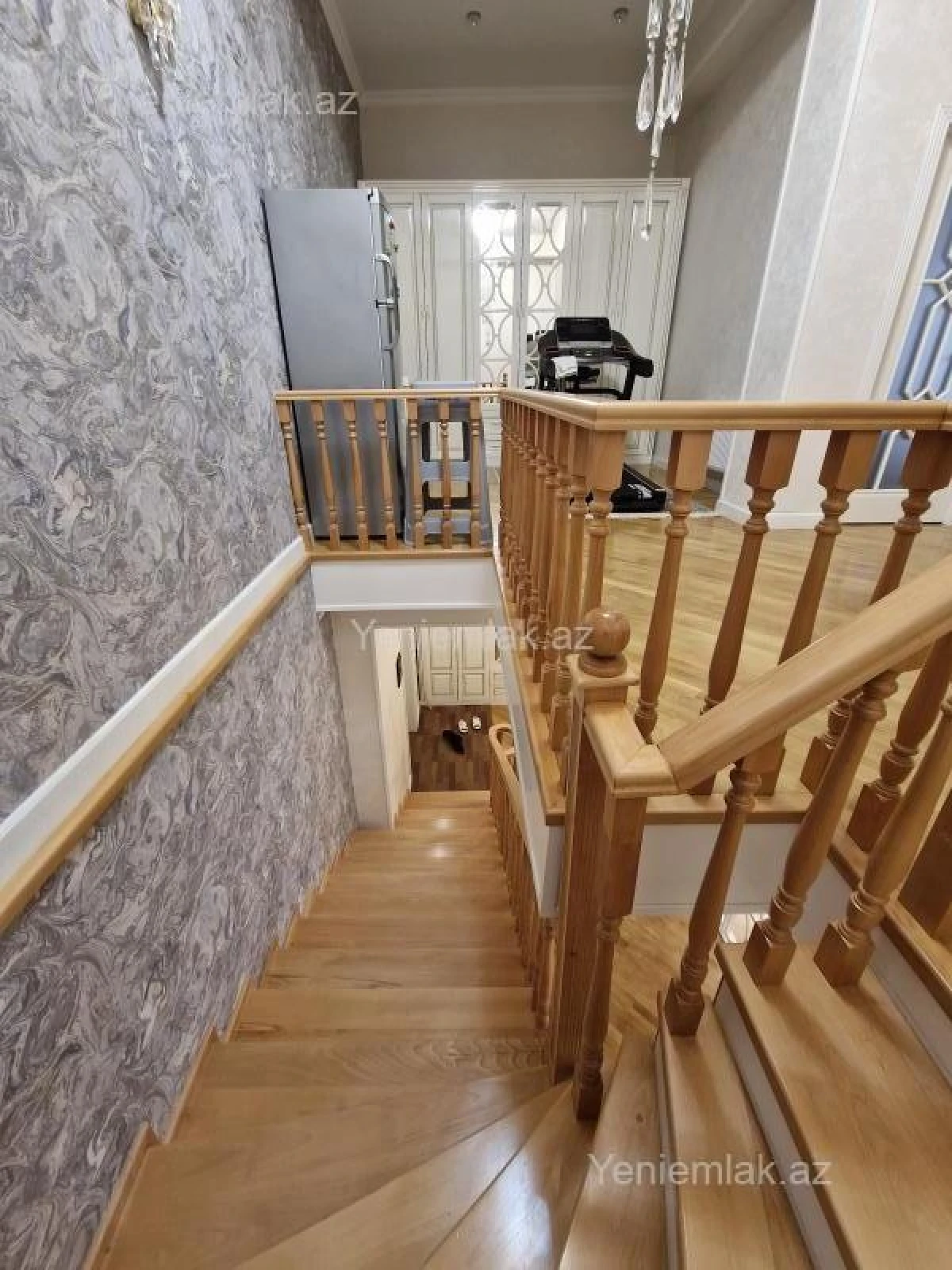 Satılır 5 otaqlı yeni tikili 250 m²