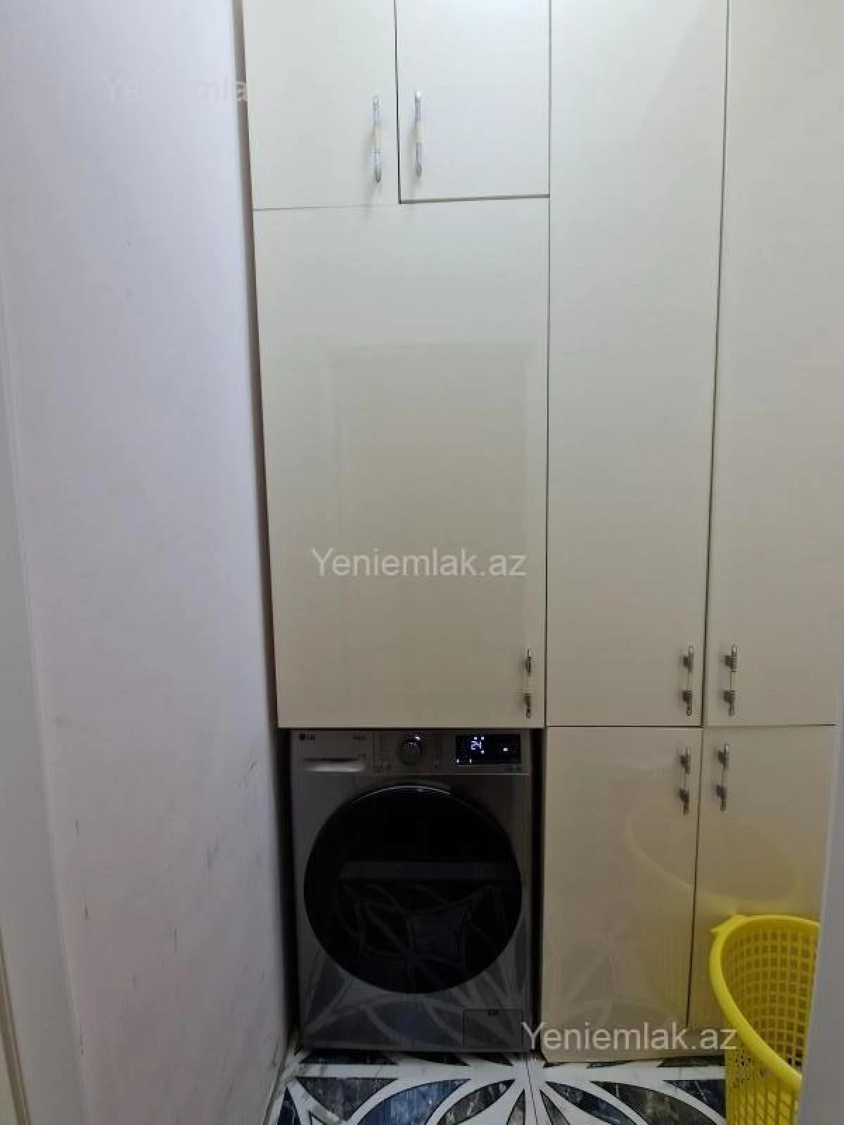 Satılır 5 otaqlı yeni tikili 250 m²