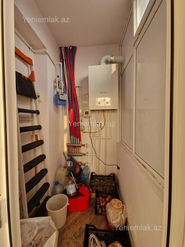 Satılır 5 otaqlı yeni tikili 250 m²