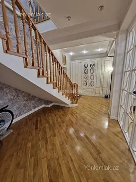Satılır 5 otaqlı yeni tikili 250 m²