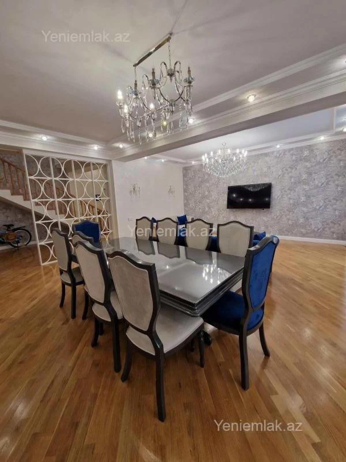 Satılır 5 otaqlı yeni tikili 250 m²