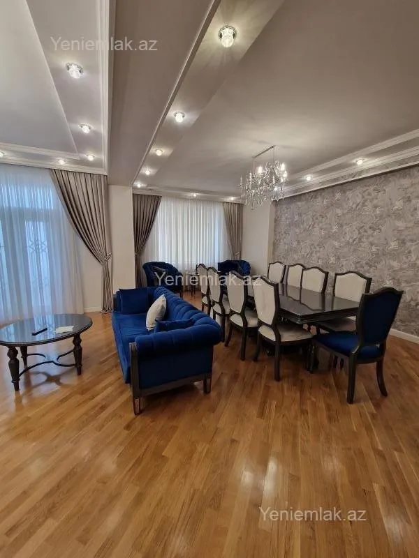 Satılır 5 otaqlı yeni tikili 250 m²