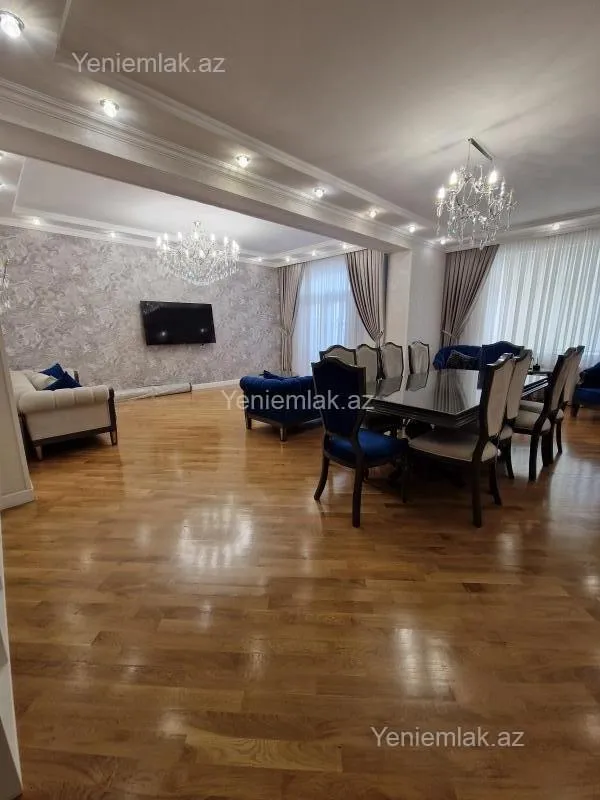 Satılır 5 otaqlı yeni tikili 250 m²