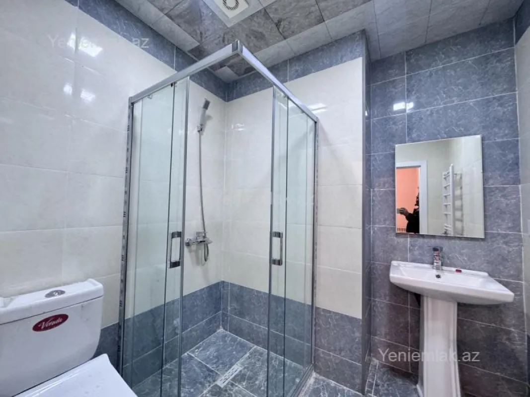 Satılır 2 otaqlı yeni tikili 72 m²