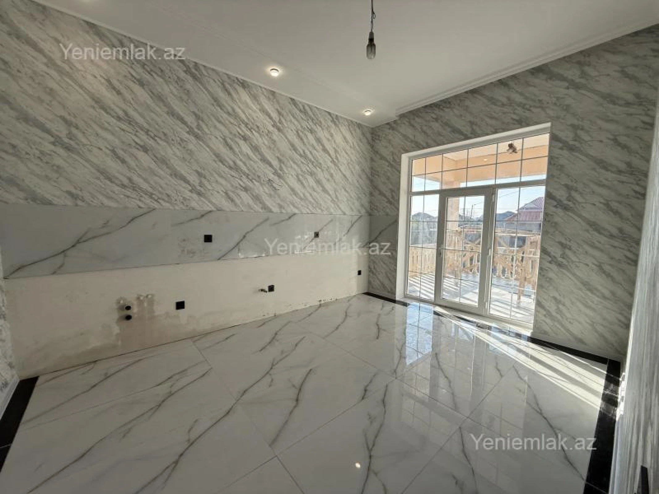 Satılır 4 otaqlı həyət evi 120 m²