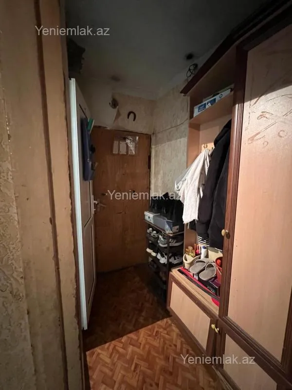 Satılır 3 otaqlı köhnə tikili 80 m²