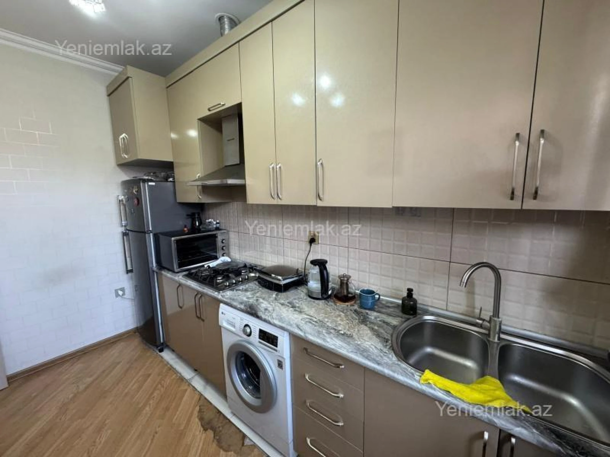 Satılır 4 otaqlı həyət evi 120 m²