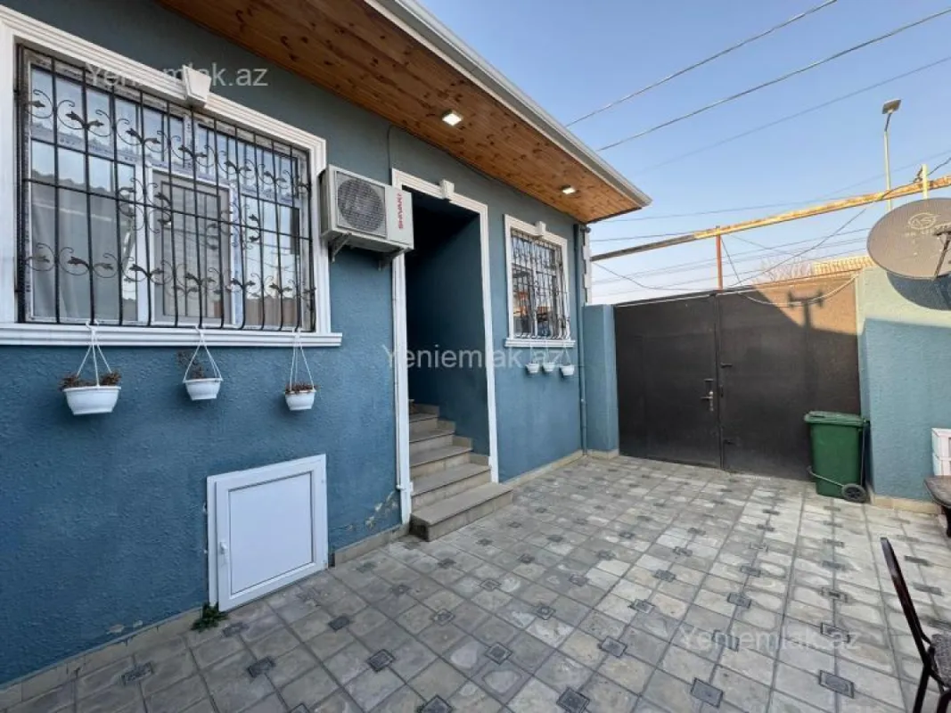 Satılır 4 otaqlı həyət evi 120 m²