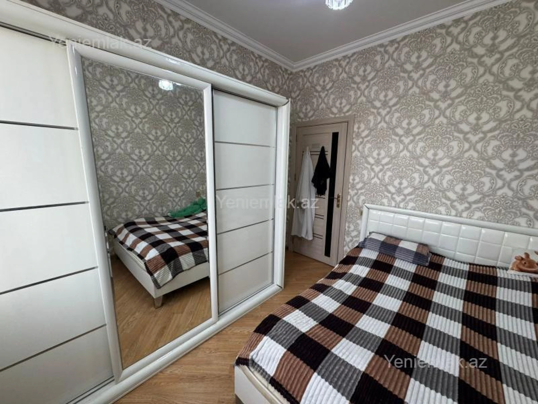 Satılır 4 otaqlı həyət evi 120 m²