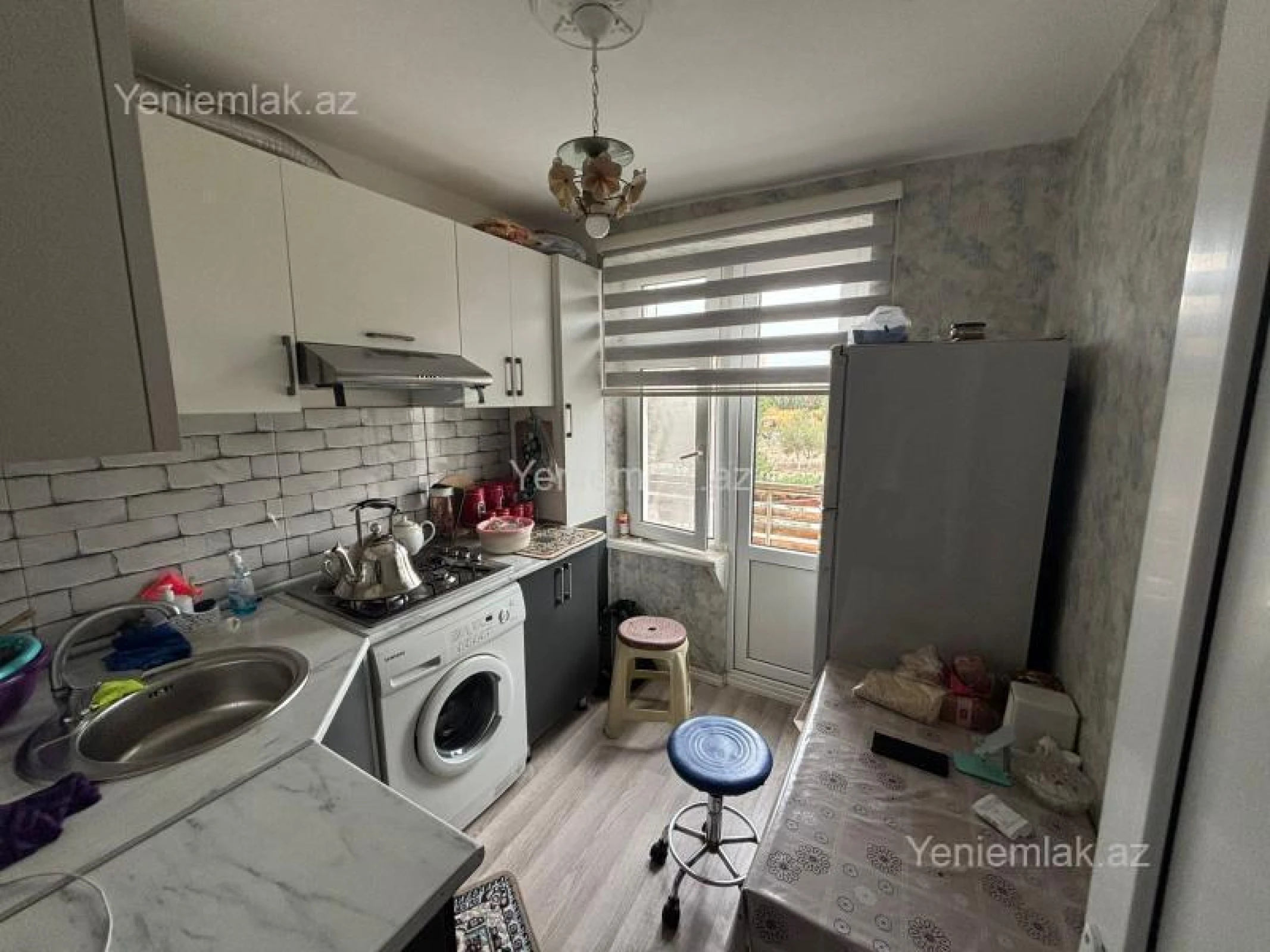 Satılır 4 otaqlı köhnə tikili 85 m²