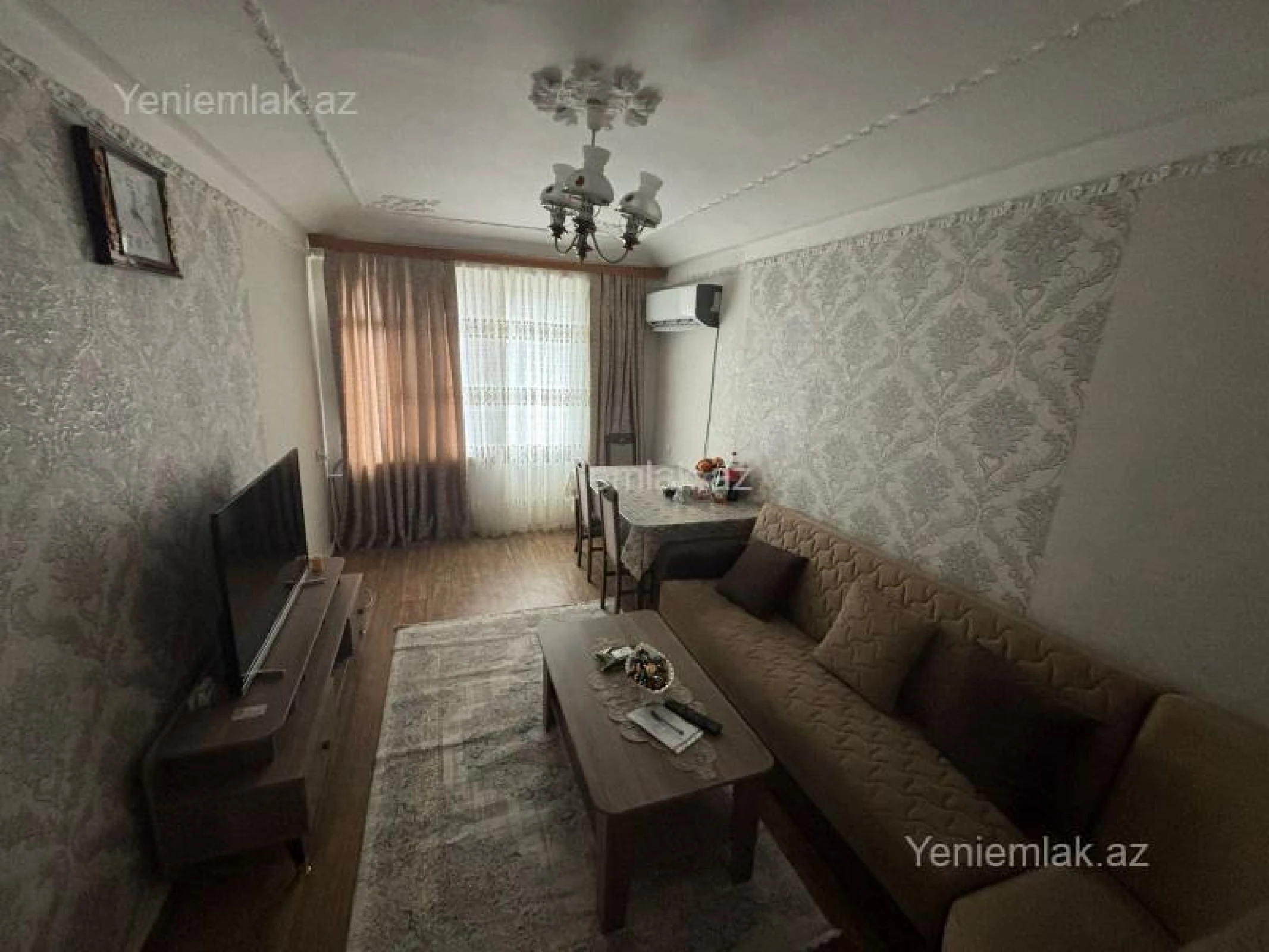 Satılır 4 otaqlı köhnə tikili 85 m²