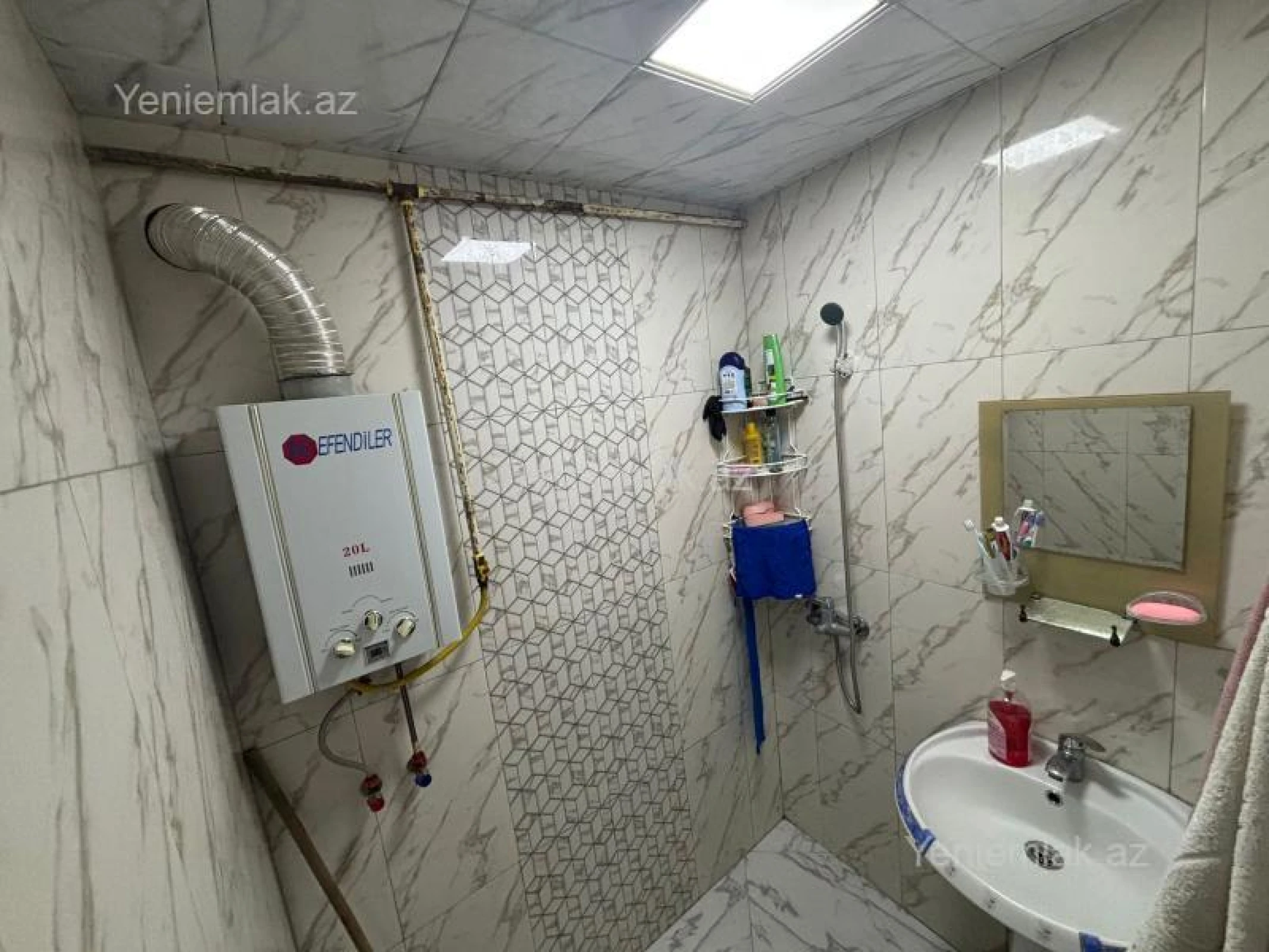 Satılır 4 otaqlı köhnə tikili 85 m²