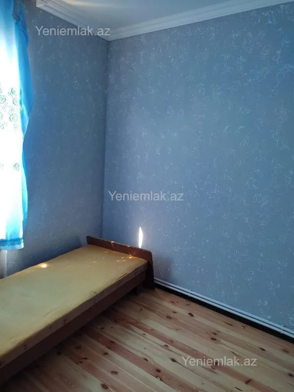 Satılır 4 otaqlı həyət evi 65 m²