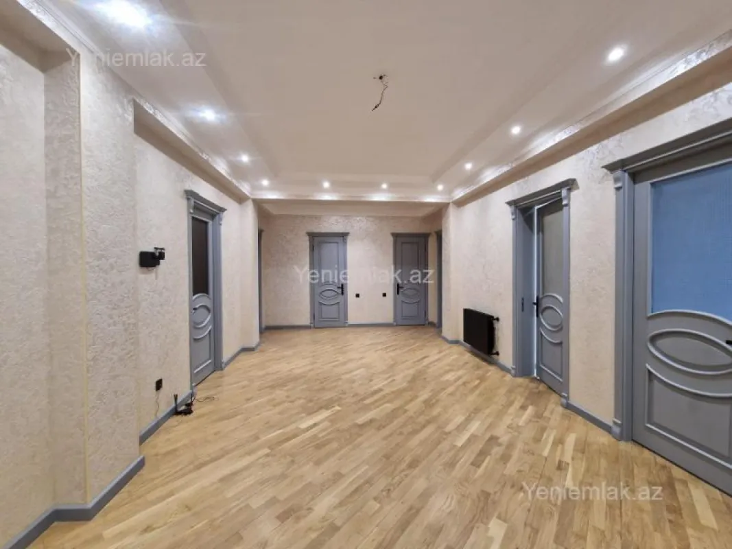 Satılır 4 otaqlı yeni tikili 168 m²