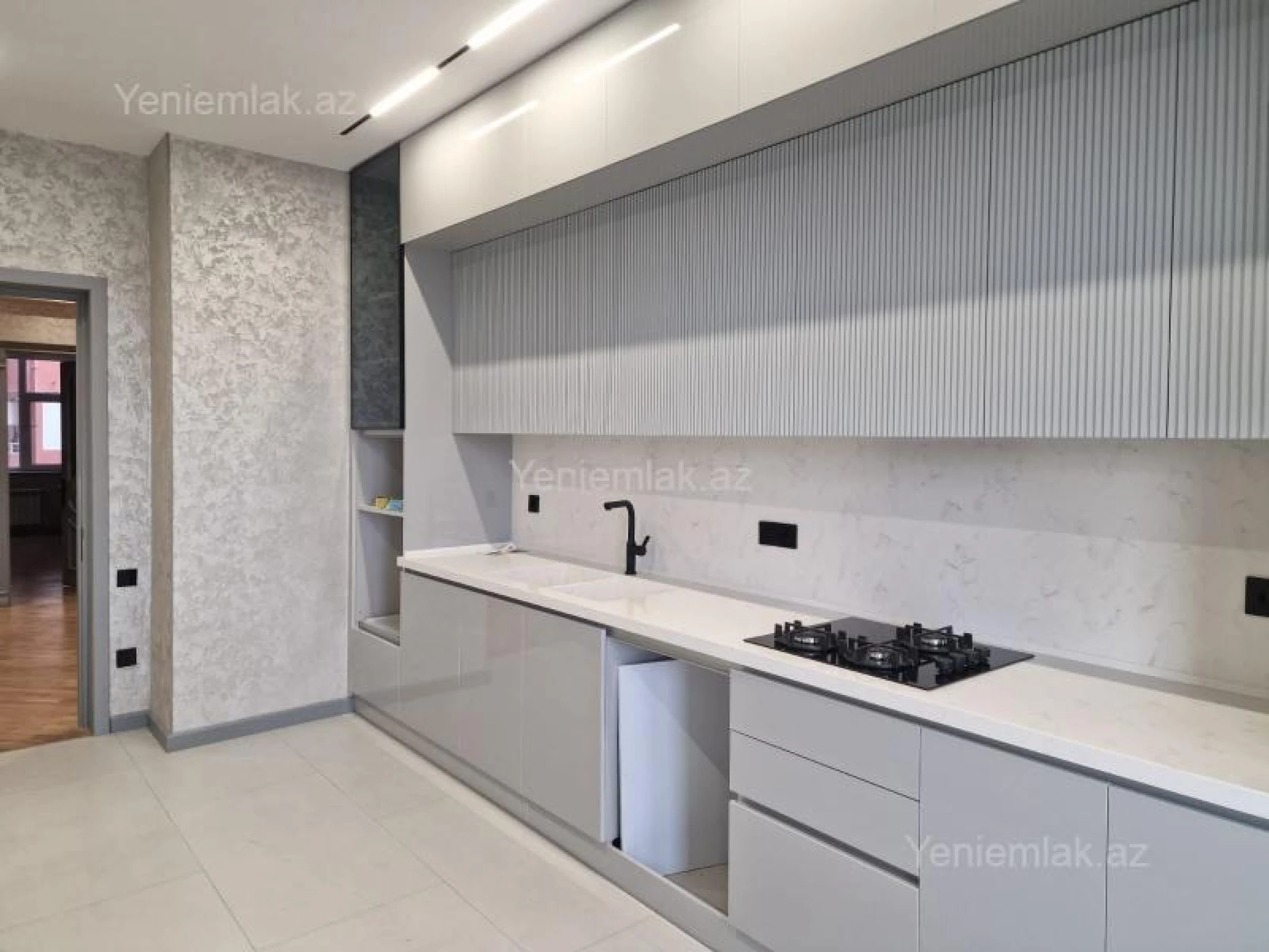 Satılır 4 otaqlı yeni tikili 168 m²