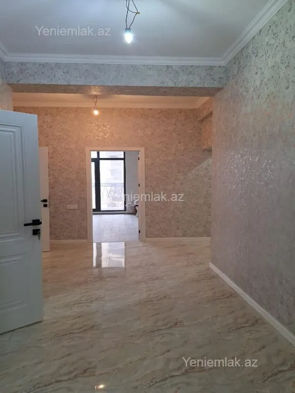 Satılır 3 otaqlı köhnə tikili 113 m²