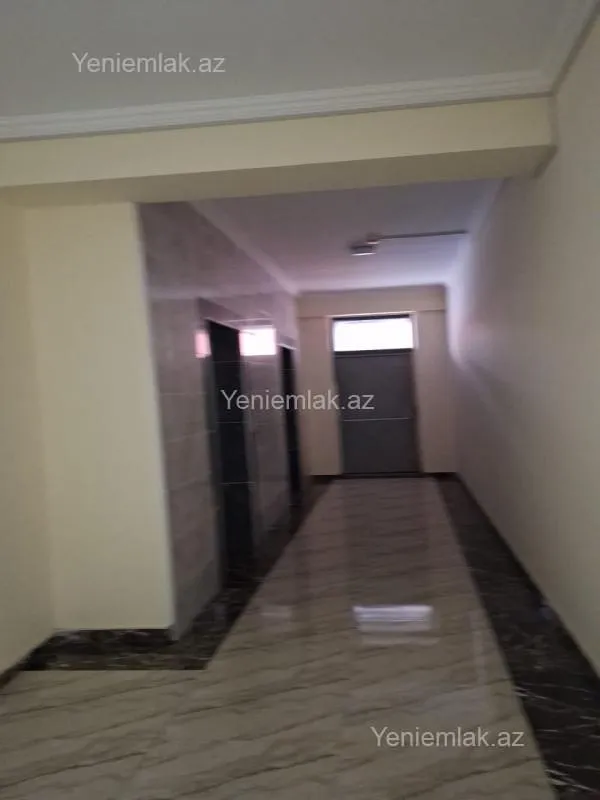 Satılır 3 otaqlı köhnə tikili 113 m²