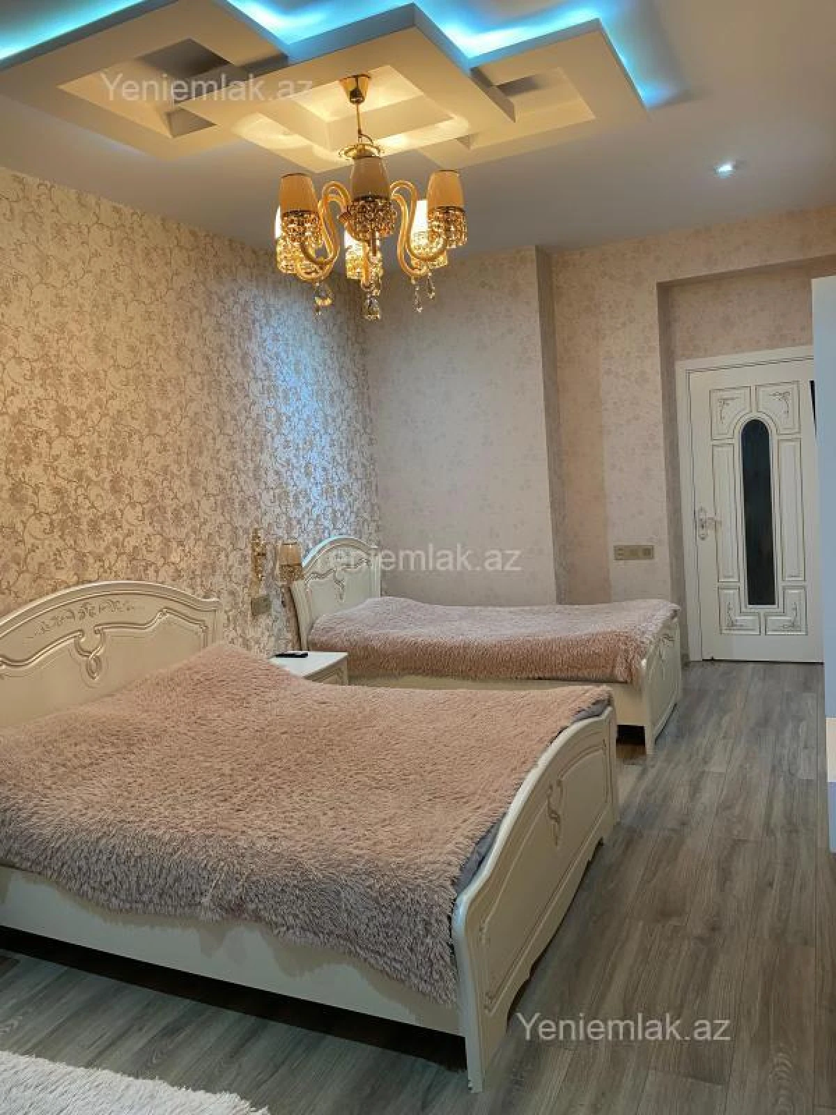 Satılır 2 otaqlı yeni tikili 75 m²