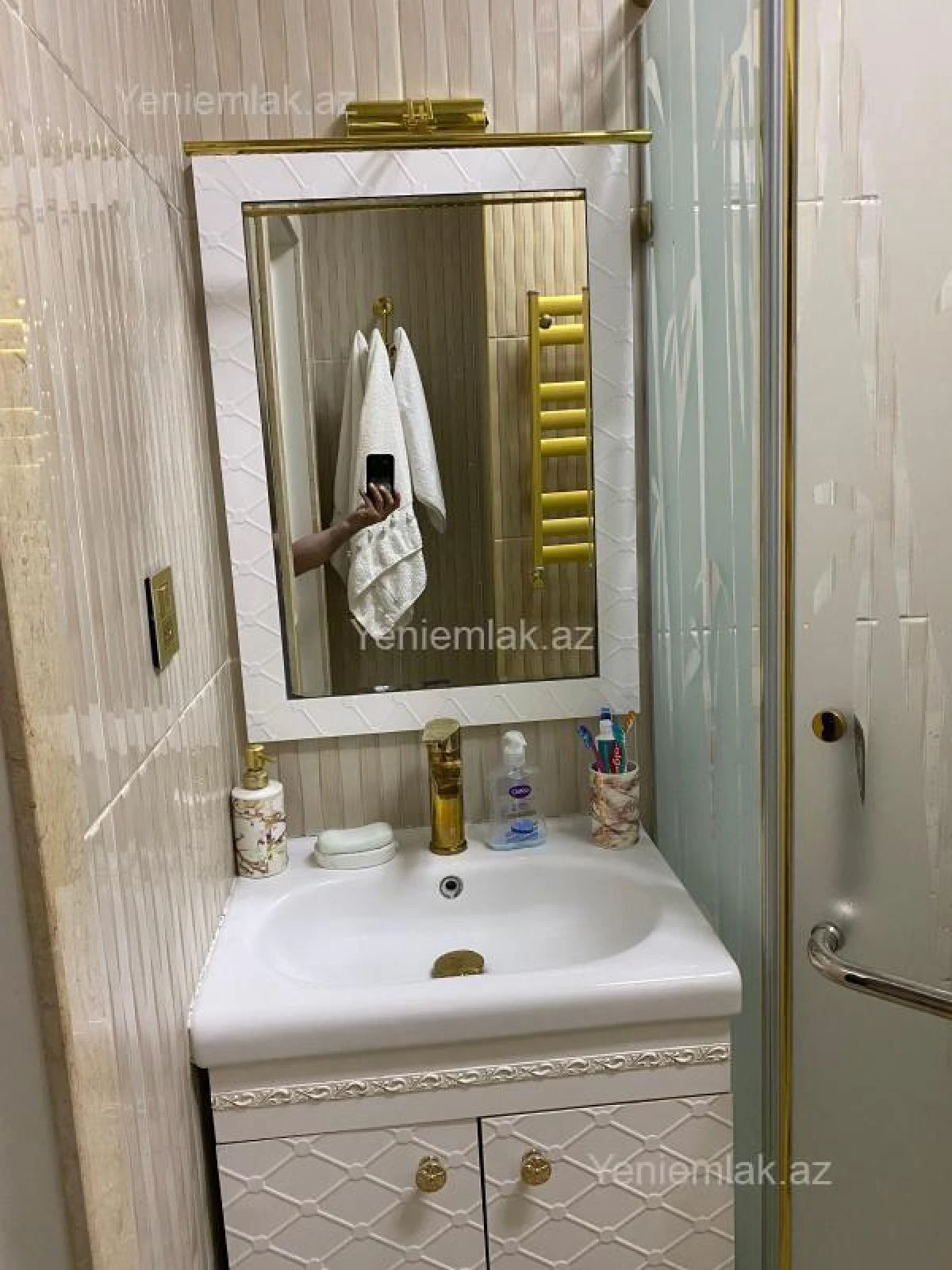 Satılır 2 otaqlı yeni tikili 75 m²