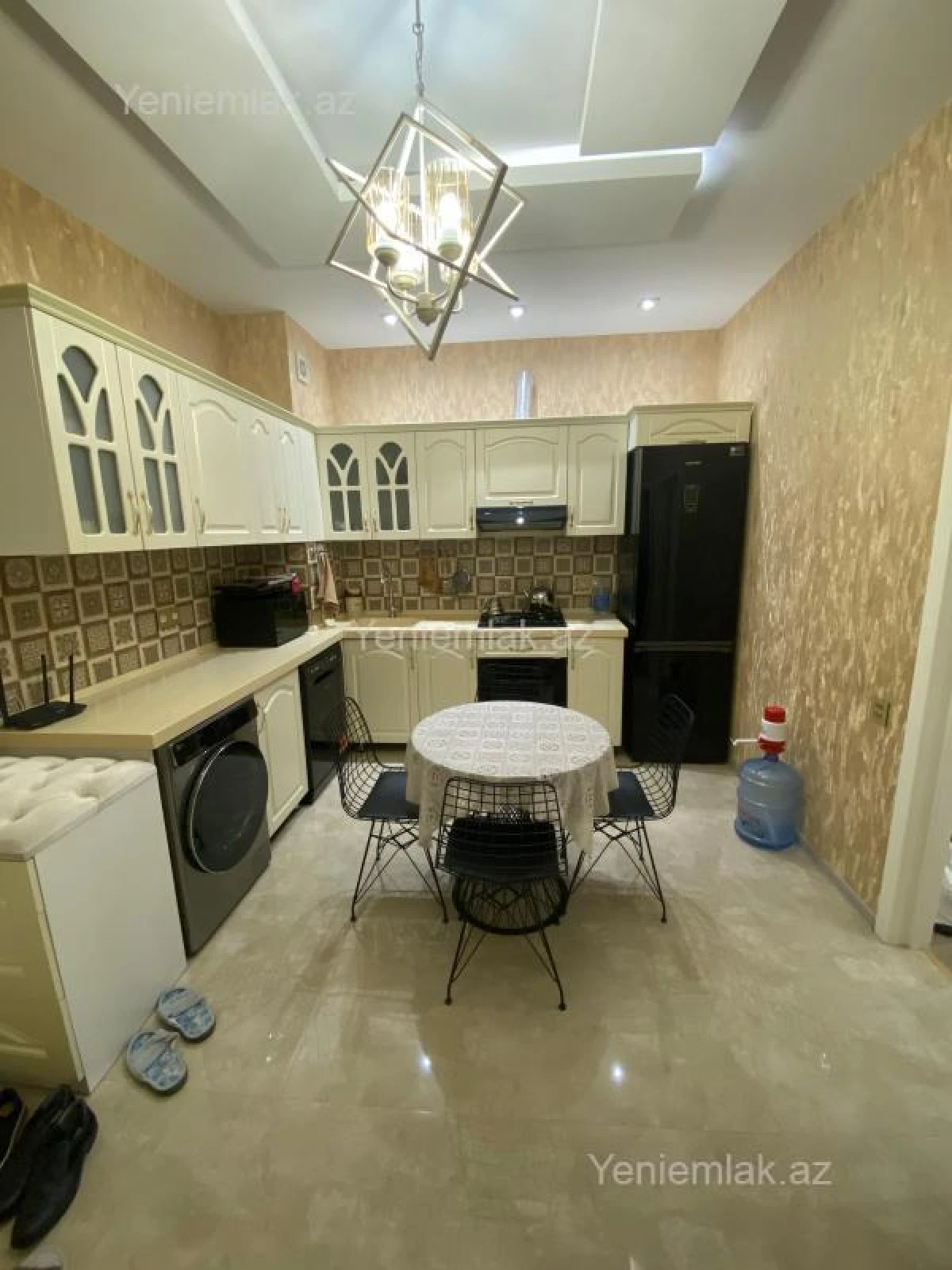 Satılır 2 otaqlı yeni tikili 75 m²