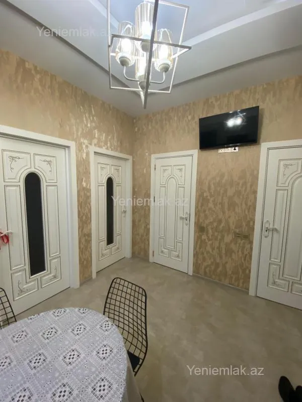 Satılır 2 otaqlı yeni tikili 75 m²