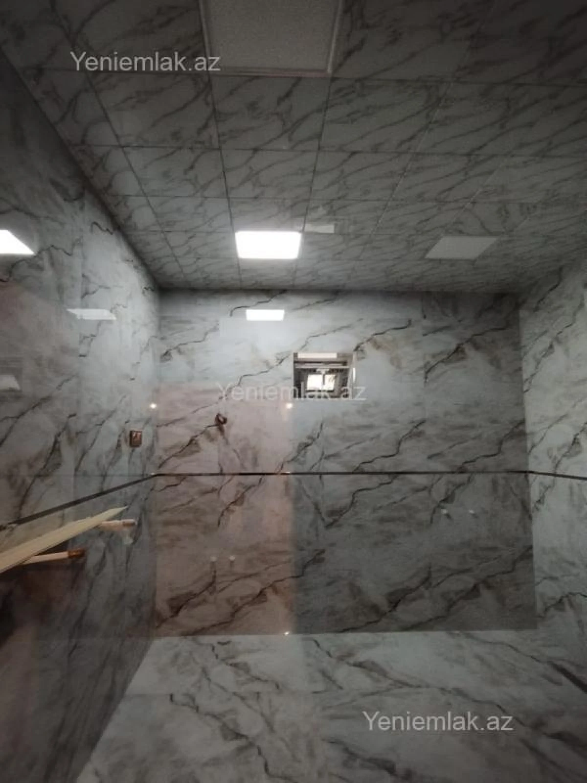 Satılır 6 otaqlı həyət evi 240 m²