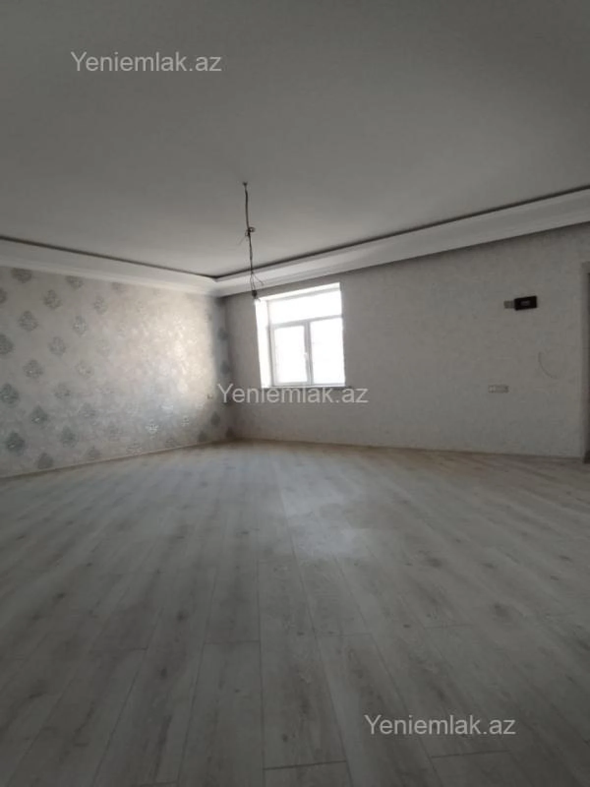 Satılır 6 otaqlı həyət evi 240 m²