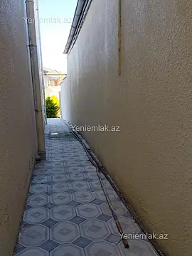 Satılır 6 otaqlı həyət evi 240 m²