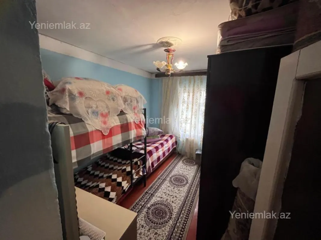 Satılır 2 otaqlı köhnə tikili 51 m²