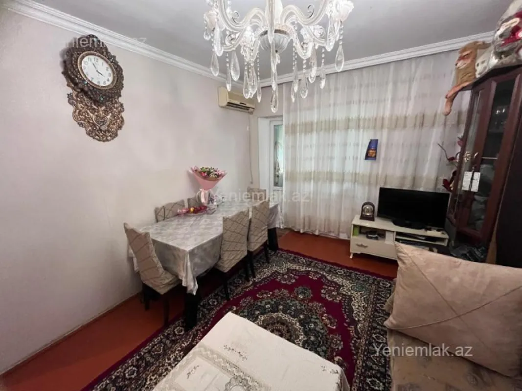 Satılır 2 otaqlı köhnə tikili 51 m²