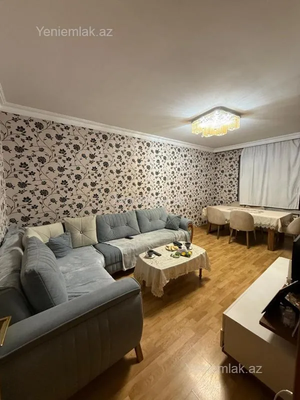 Satılır 3 otaqlı köhnə tikili 85 m²