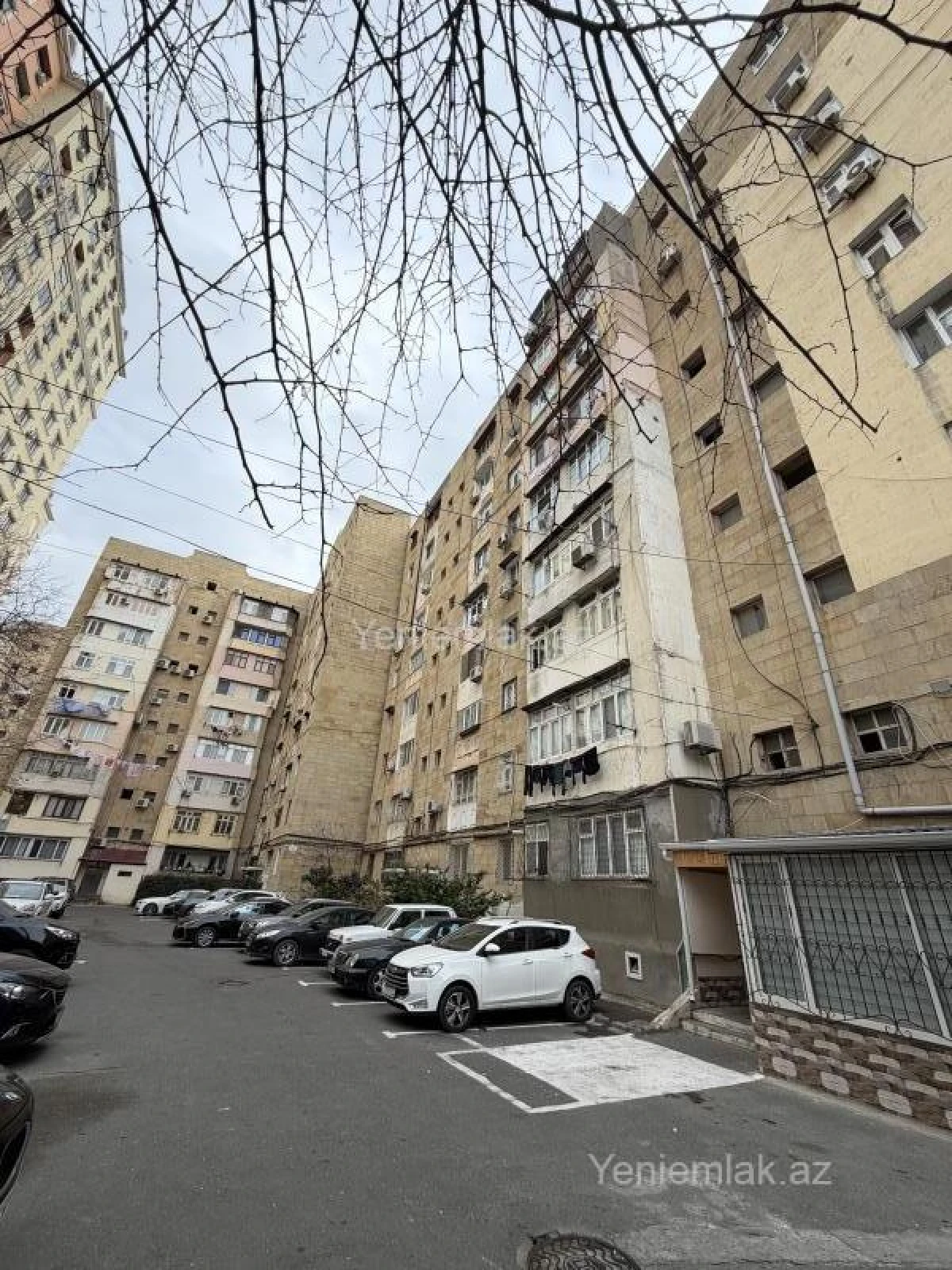 Satılır 2 otaqlı köhnə tikili 45 m²