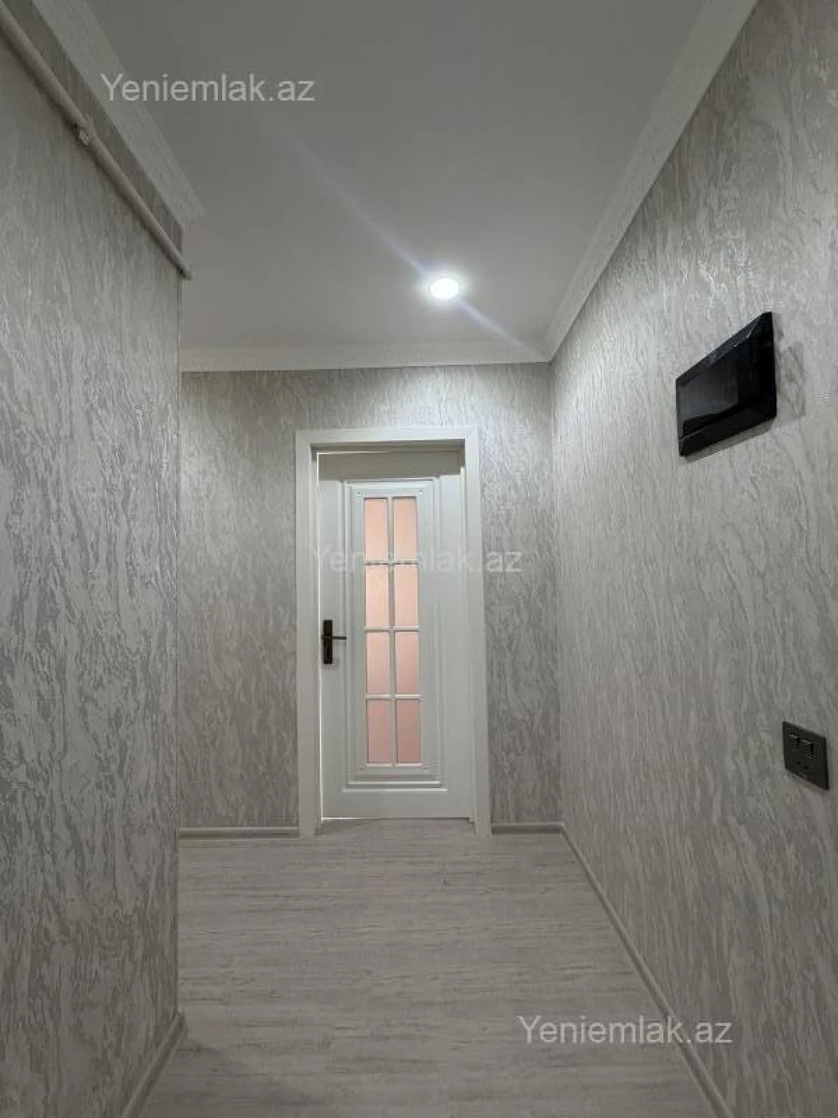 Satılır 2 otaqlı köhnə tikili 45 m²
