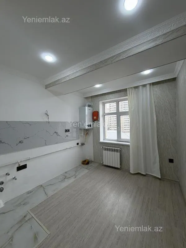 Satılır 2 otaqlı köhnə tikili 45 m²