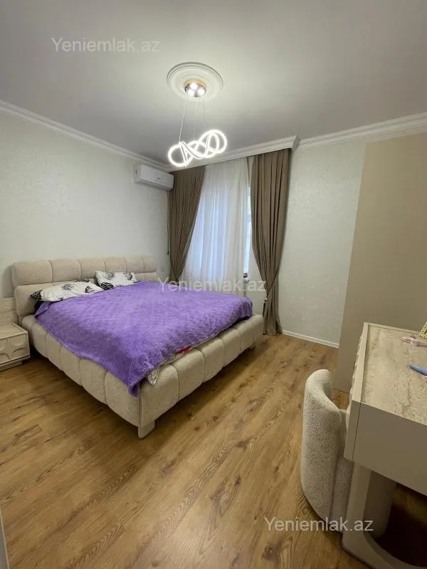 Satılır 7 otaqlı həyət evi 167 m²