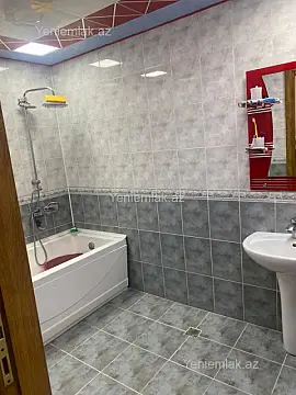Satılır 3 otaqlı yeni tikili 105 m²