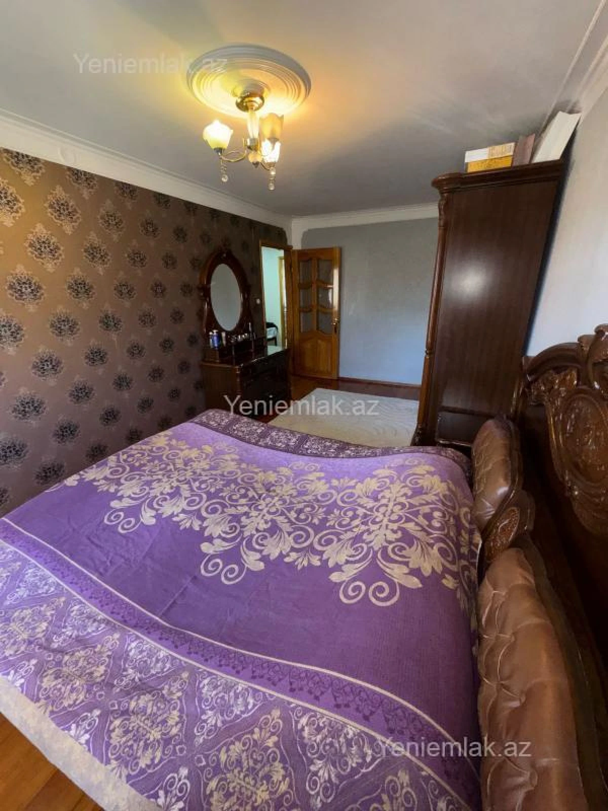 Satılır 3 otaqlı köhnə tikili 70 m²