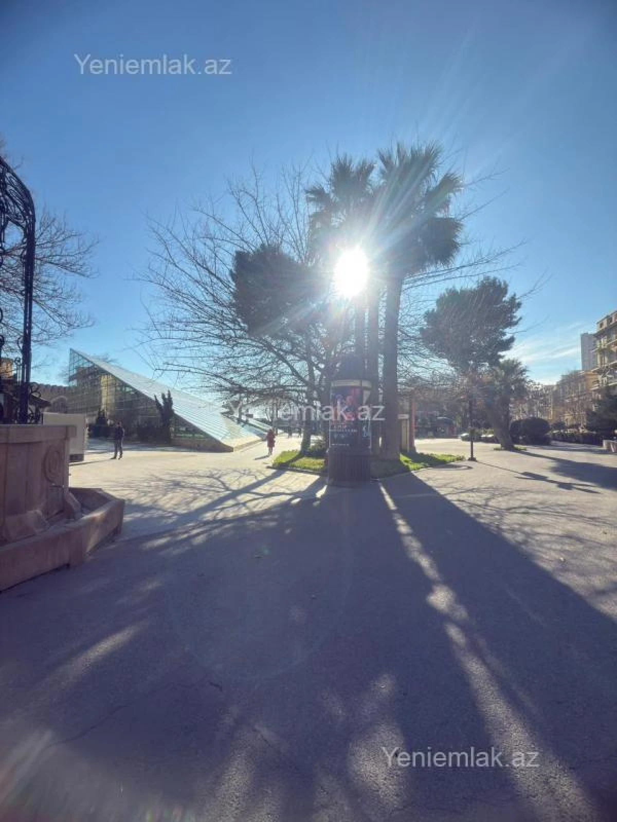 Satılır 3 otaqlı köhnə tikili 100 m²