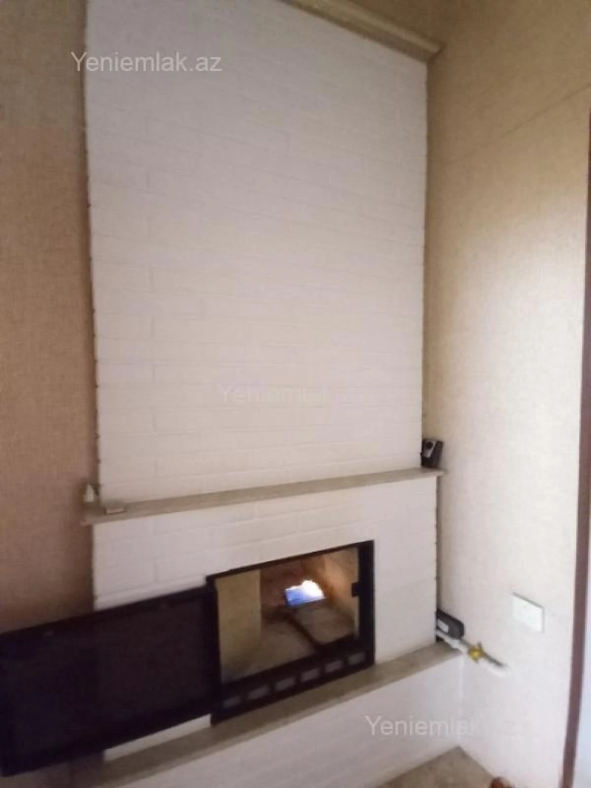 Satılır 3 otaqlı köhnə tikili 100 m²