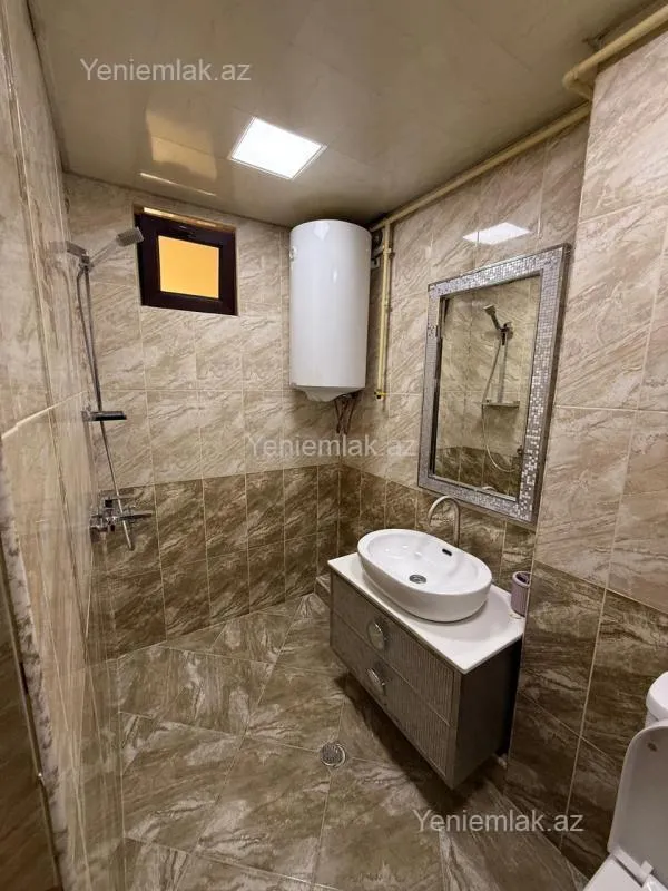 Satılır 3 otaqlı köhnə tikili 78 m²