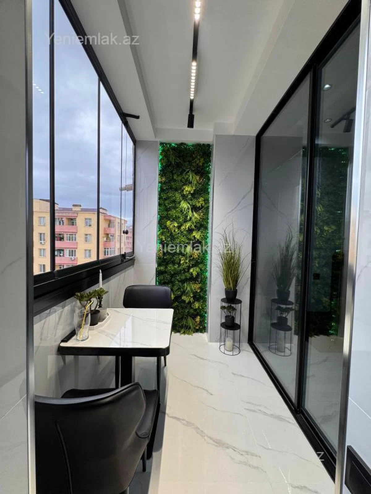 Satılır 3 otaqlı yeni tikili 80 m²