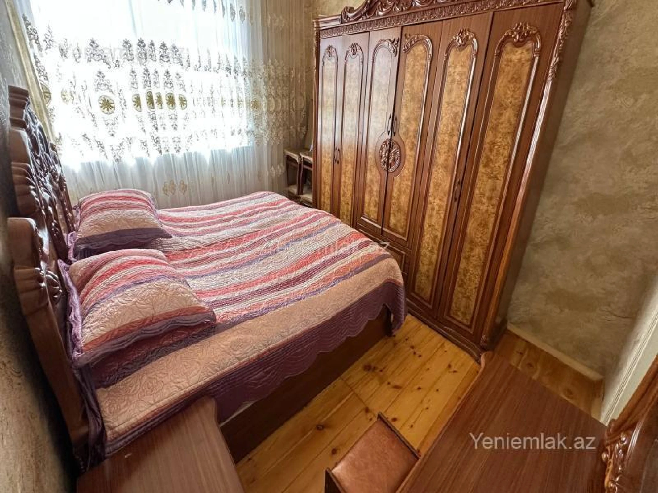 Satılır 5 otaqlı həyət evi 224 m²