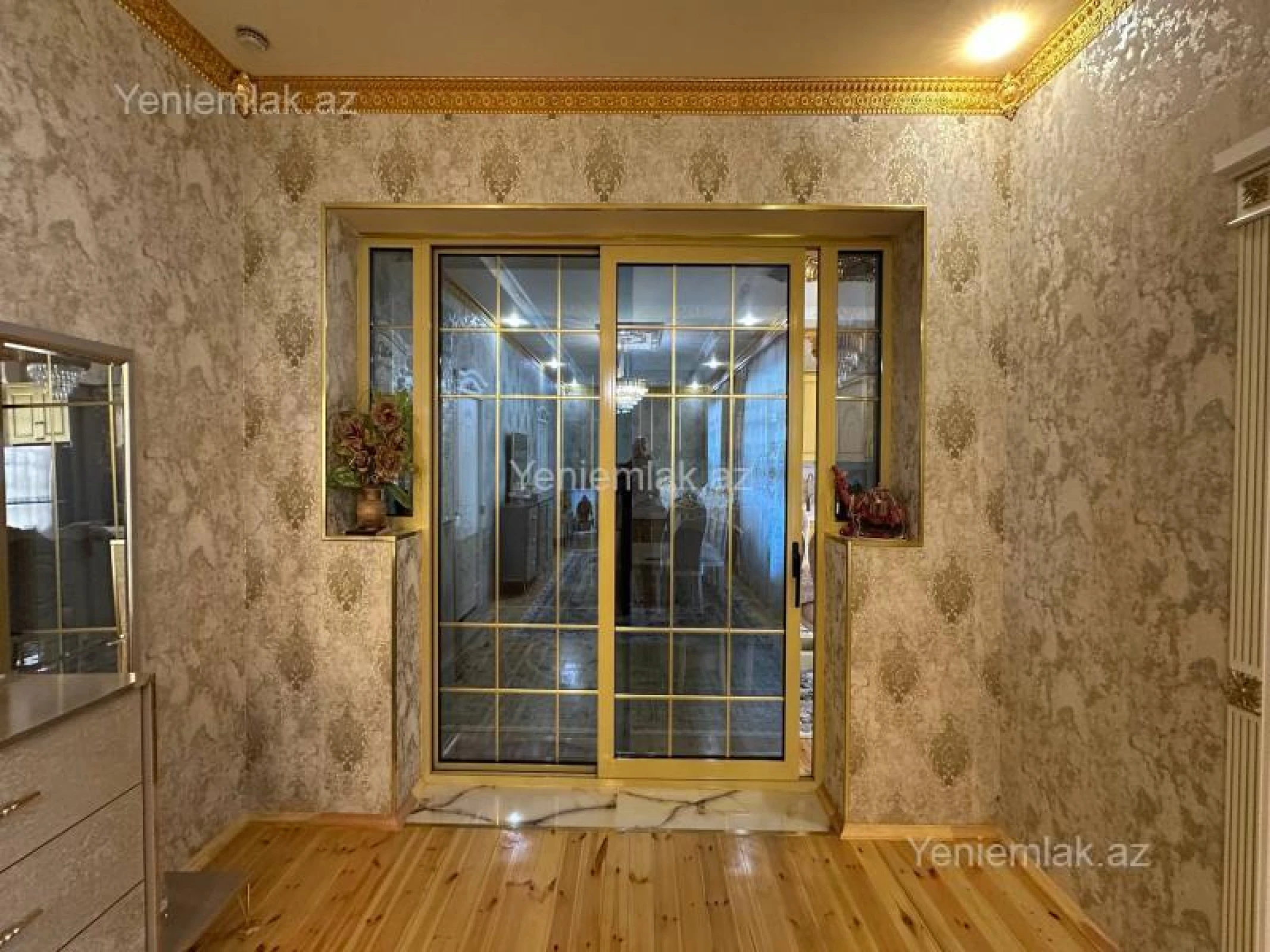 Satılır 5 otaqlı həyət evi 224 m²